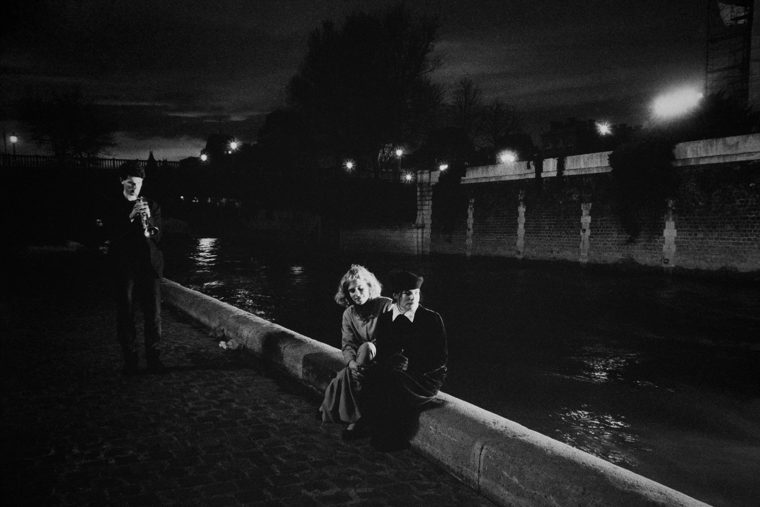 Cynthia Copper. Paris nights, 60 x 80 cm, digital print on archival fine art paper, 250 euros