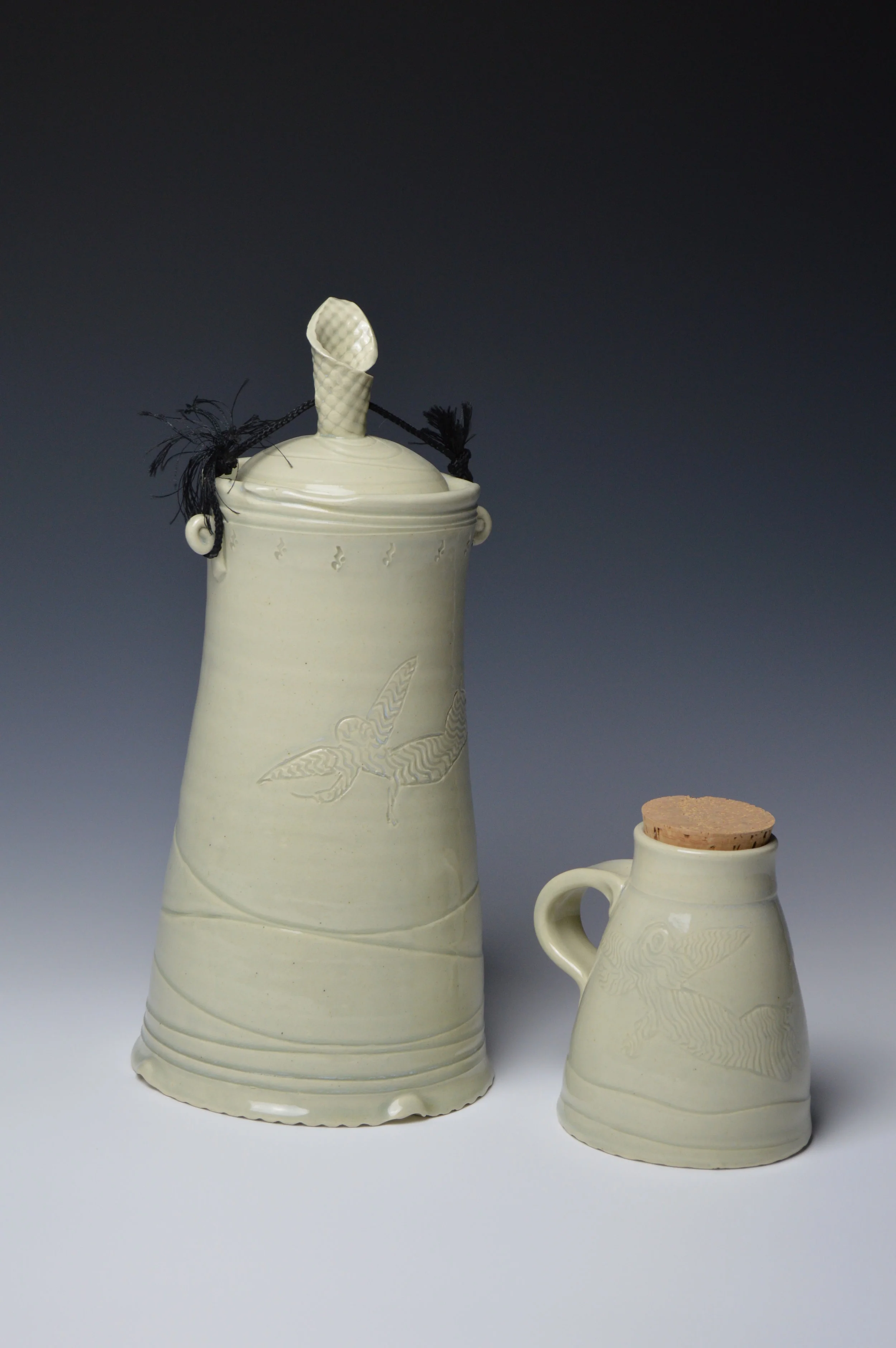 Porcelain Cremation Urn and Keepsake Set