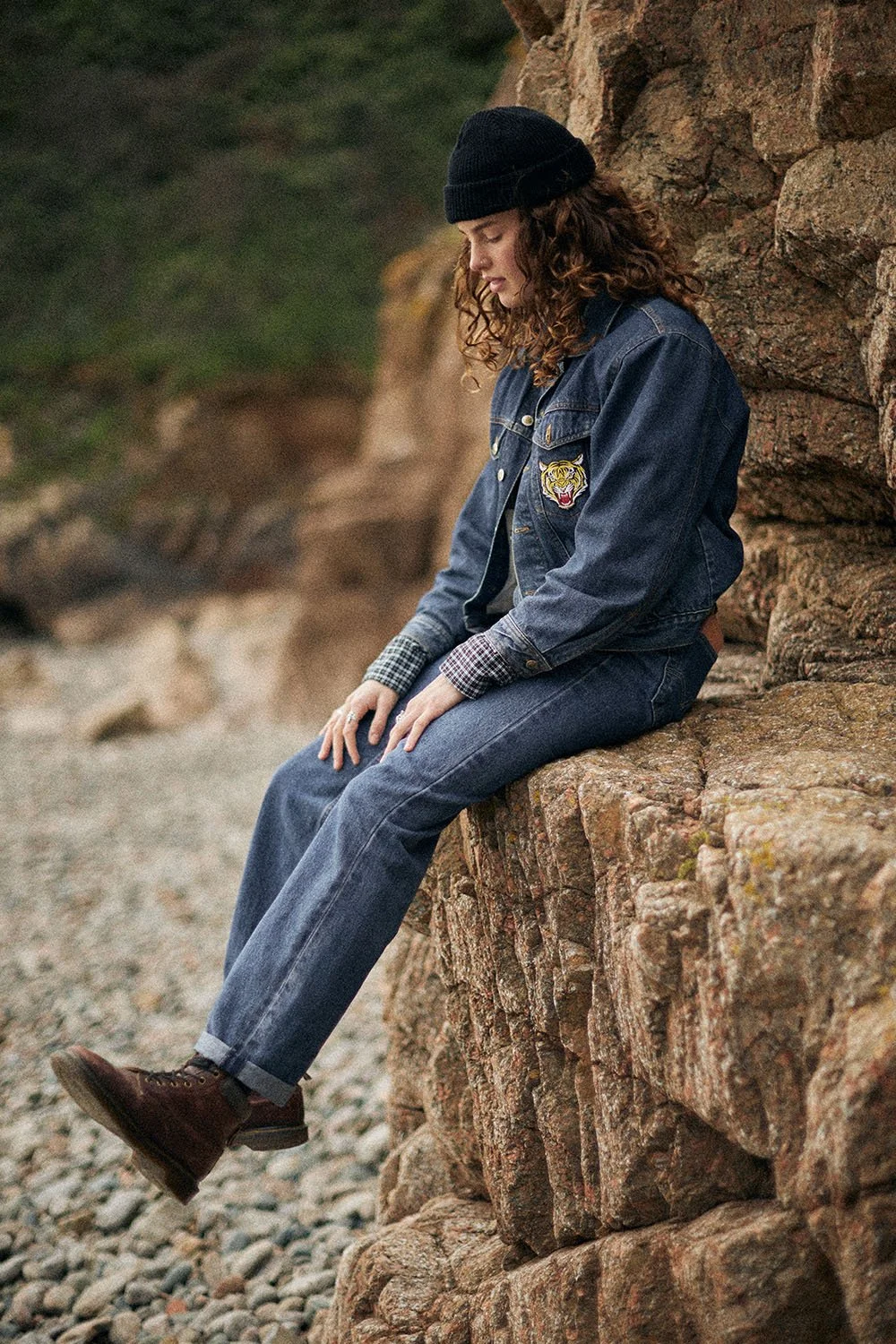 C2R63369Jenna - Caps.jpg