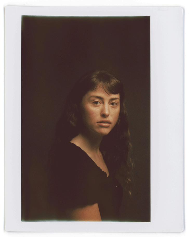 POLAROID-Ellie.gif