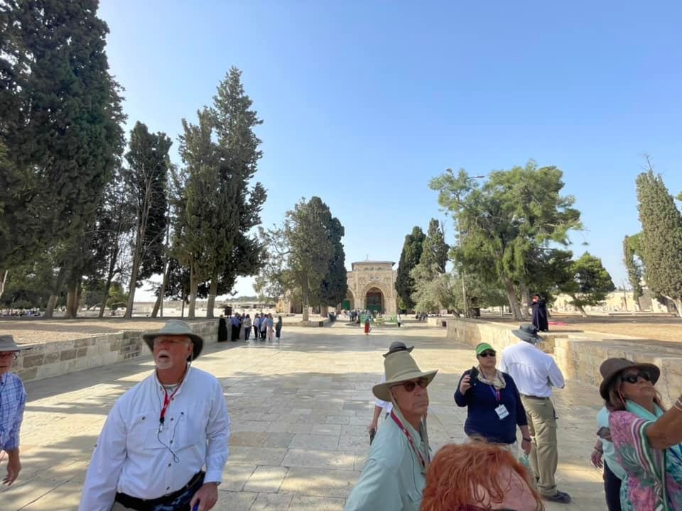  Let’s give some perspective as to the size of the Temple Mount looking back towards our al Aqsa mosque. 