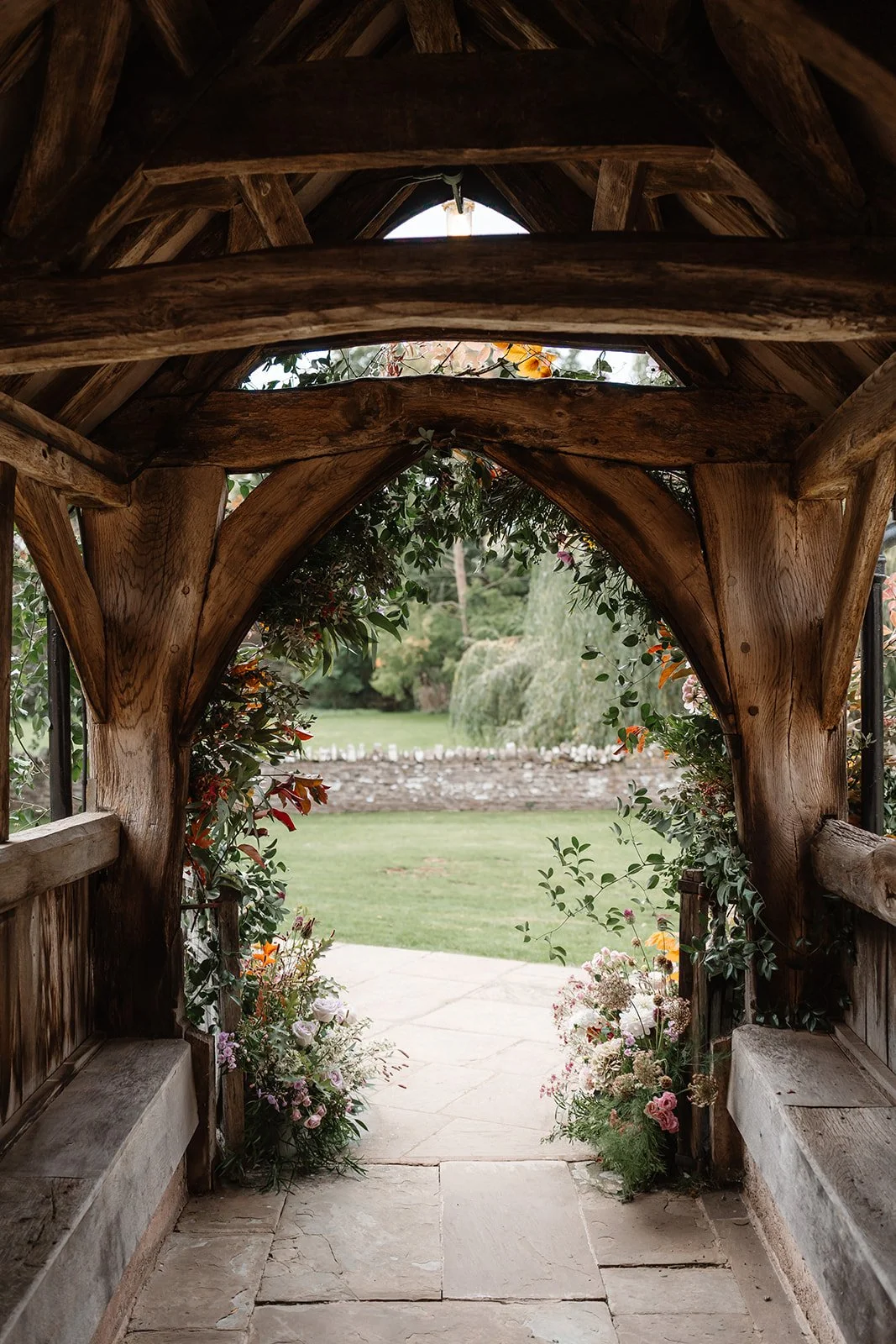 Ellie _26 Seb_2c Dewsall Court - 2The Ceremony 14.jpg