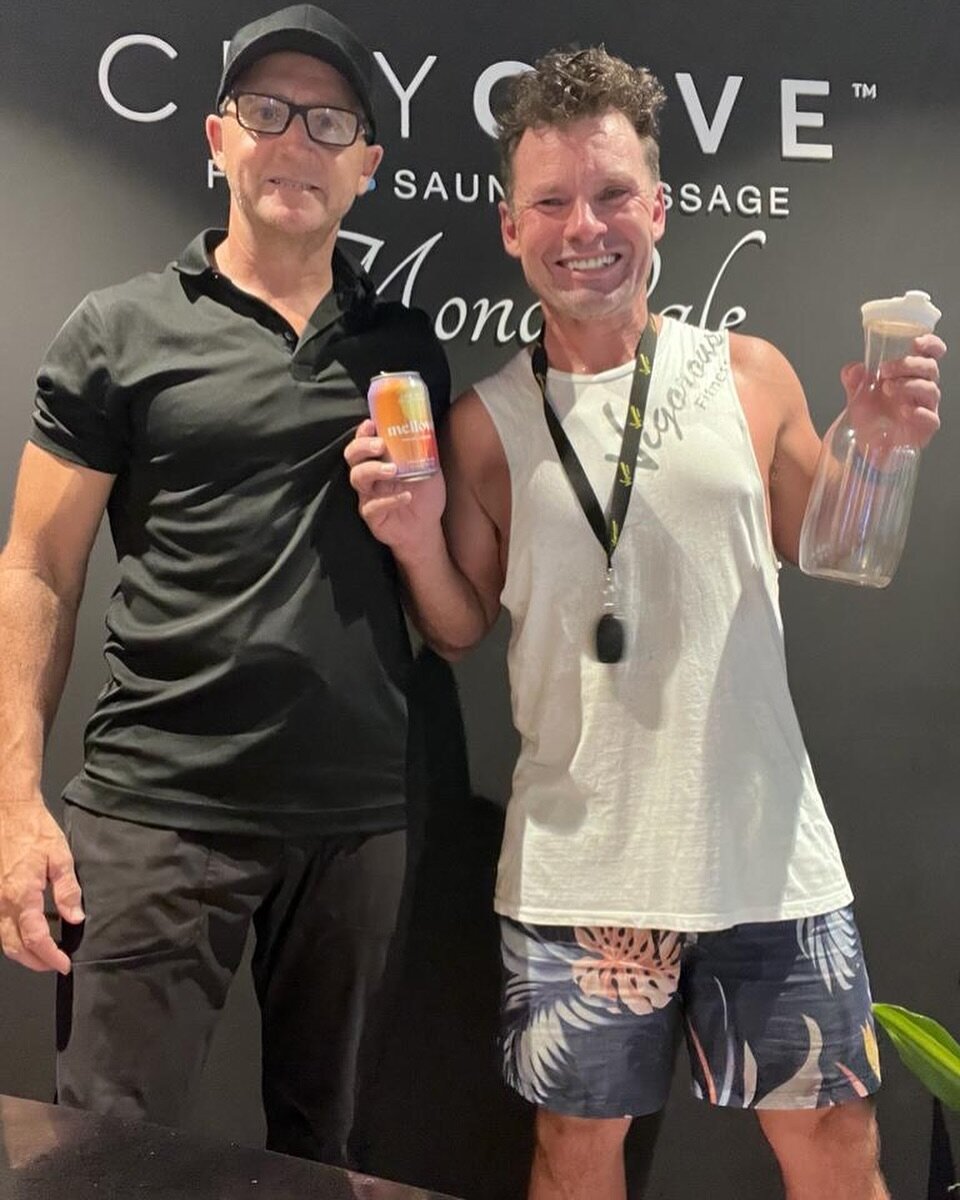 Can of CALM with: 
✔️L-Theanine 
✔️MELLOWS 
✔️Peach + Ginger 
✔️SPARKING WATER 
✔️11 fl oz 

The TEAM @city.cave.monavale always go that bit further, with assisting, educating there clients on their future Health &amp; Fitness Journeys and injuries💪