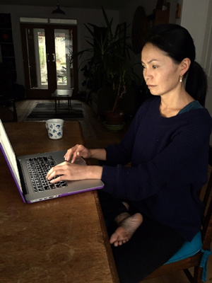 Naomi Sukhasana
