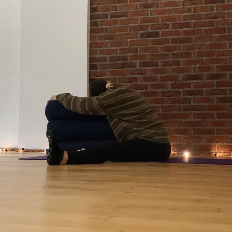 Our lovely Ashtanga yoga teacher, Aimee is doing a new full moon restorative yoga session next Saturday 24th February and March from 2-3:30pm! 

This class includes cleaning breath, gentle movement and restorative yoga. There will also be time for jo