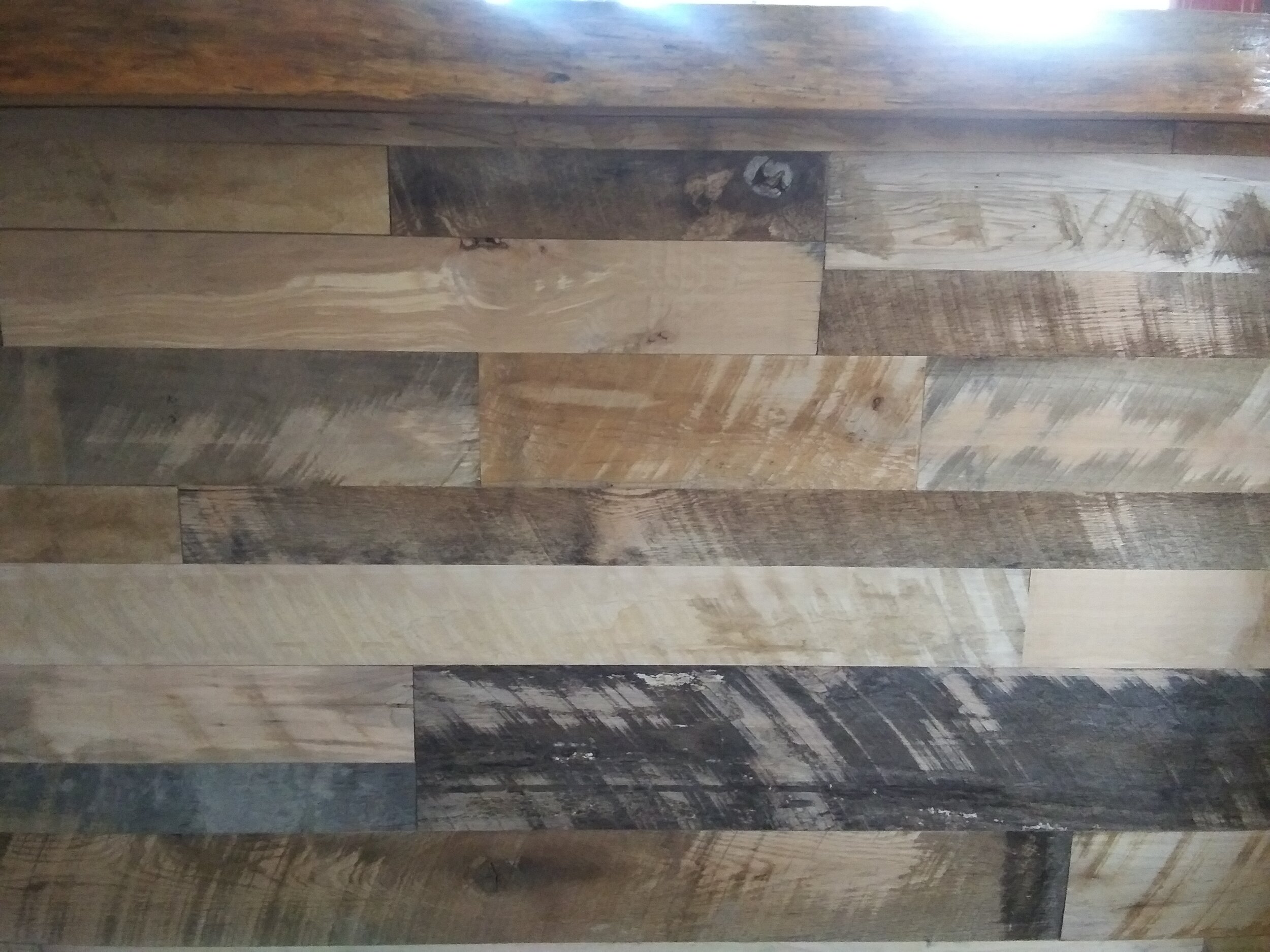 V Grooved Pallet Wall