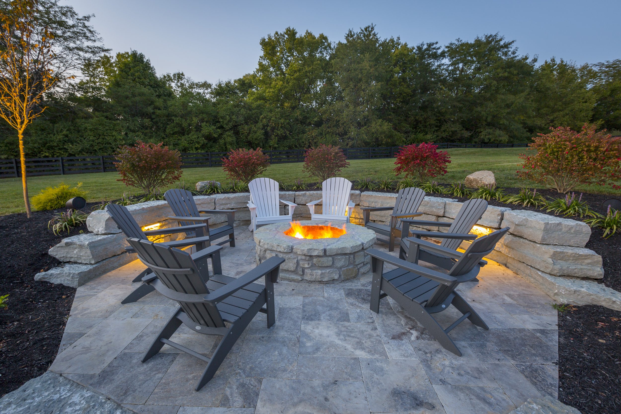 Fire Pit Designs: Creating an Inviting Setting for Fall Gatherings