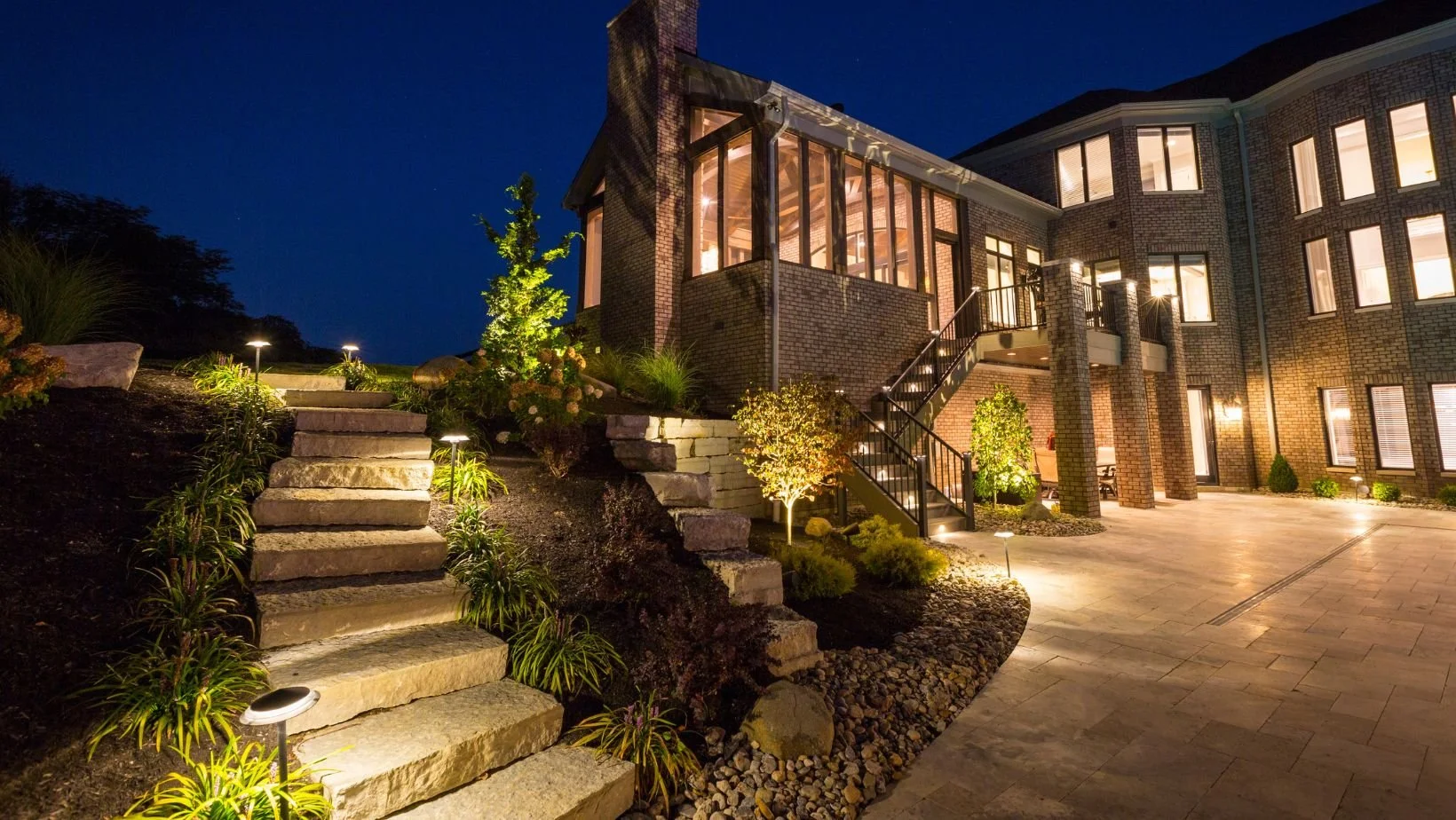 Top 10 Ideas for Outdoor Lighting Cincinnati - Seiler’s Landscaping ...