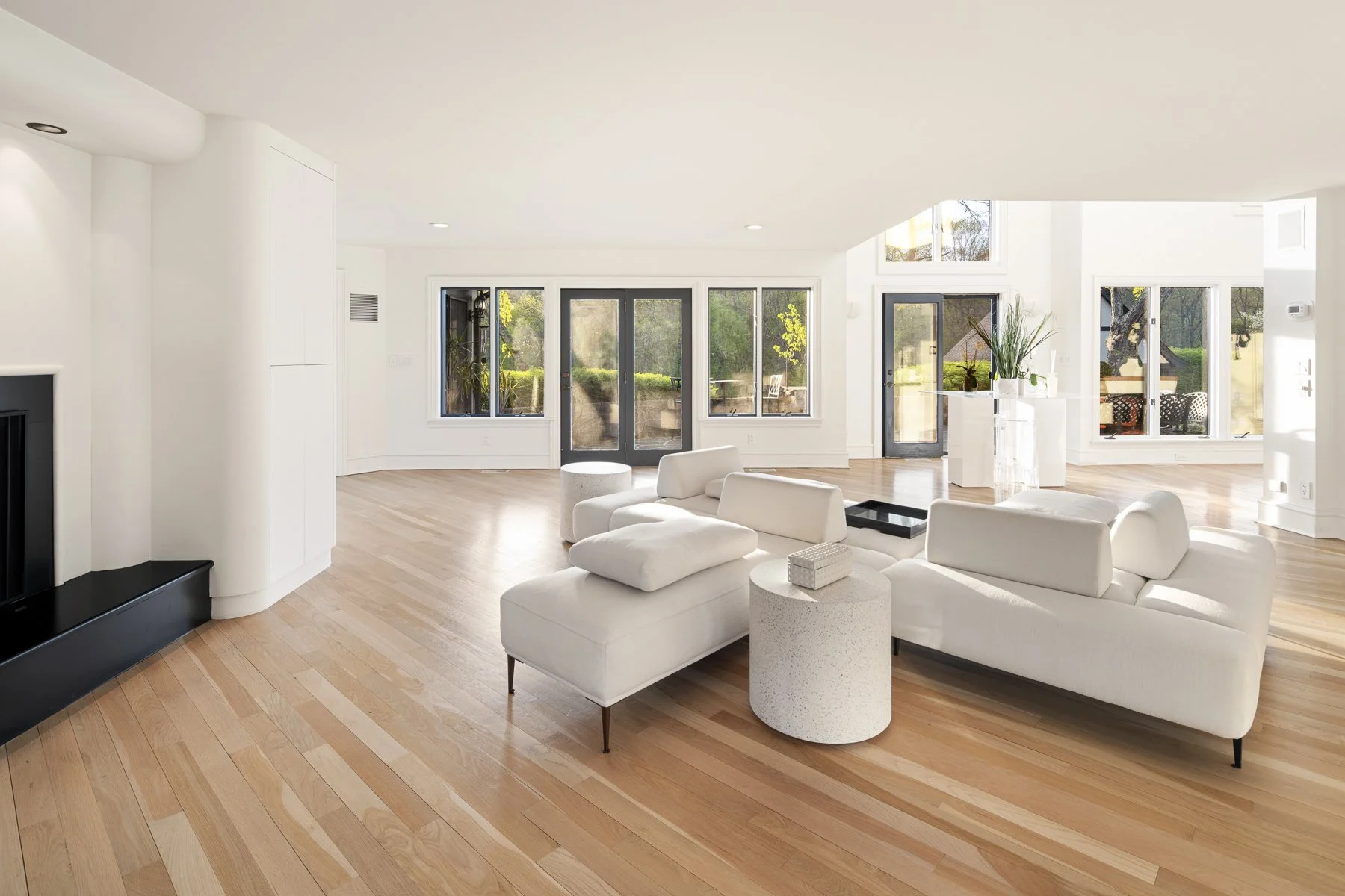 Interior_Sunset_WebRes.jpg