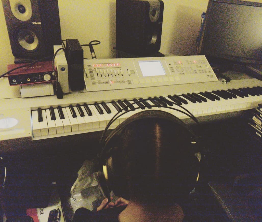 Helping my 6 year old daughter finally compose music to a worship song she wrote three years ago. Zoe in the lab.

#fatherdaughter #music #piano #blessed #danburyct #life #love #korg #korgm3 #worship #Jesus #shewroteit