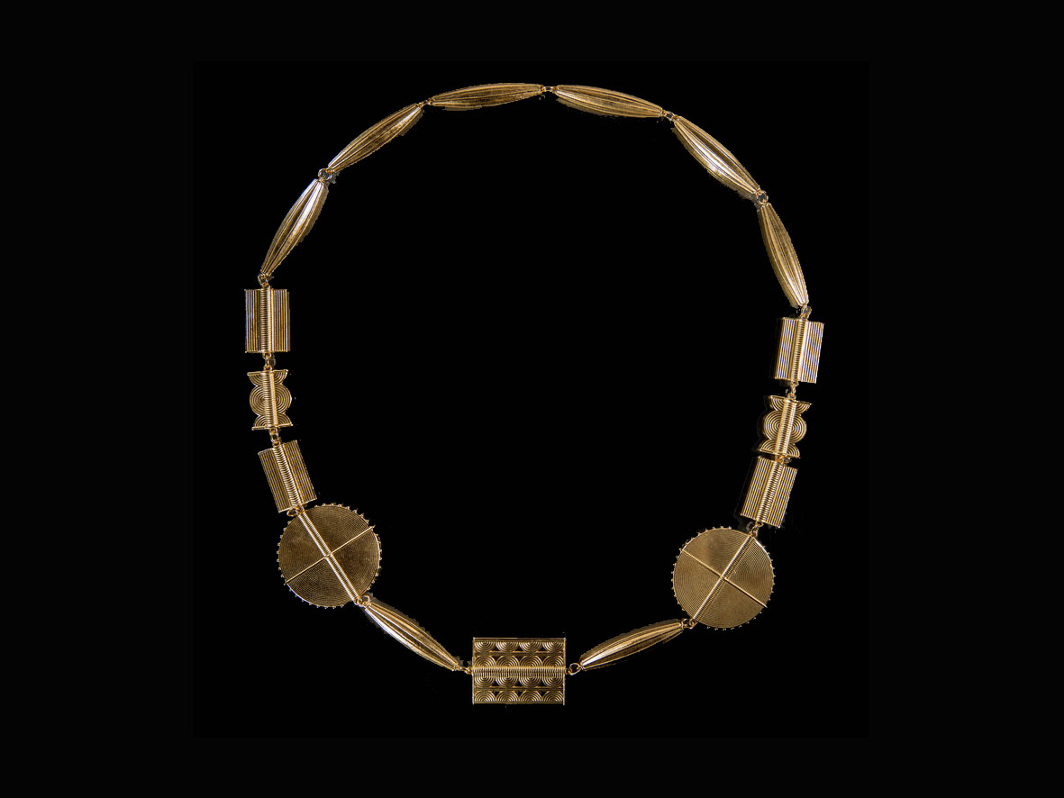 les_muses_bm_jewellery_valentines_baoule_necklace_ivory_coast_gold.jpg