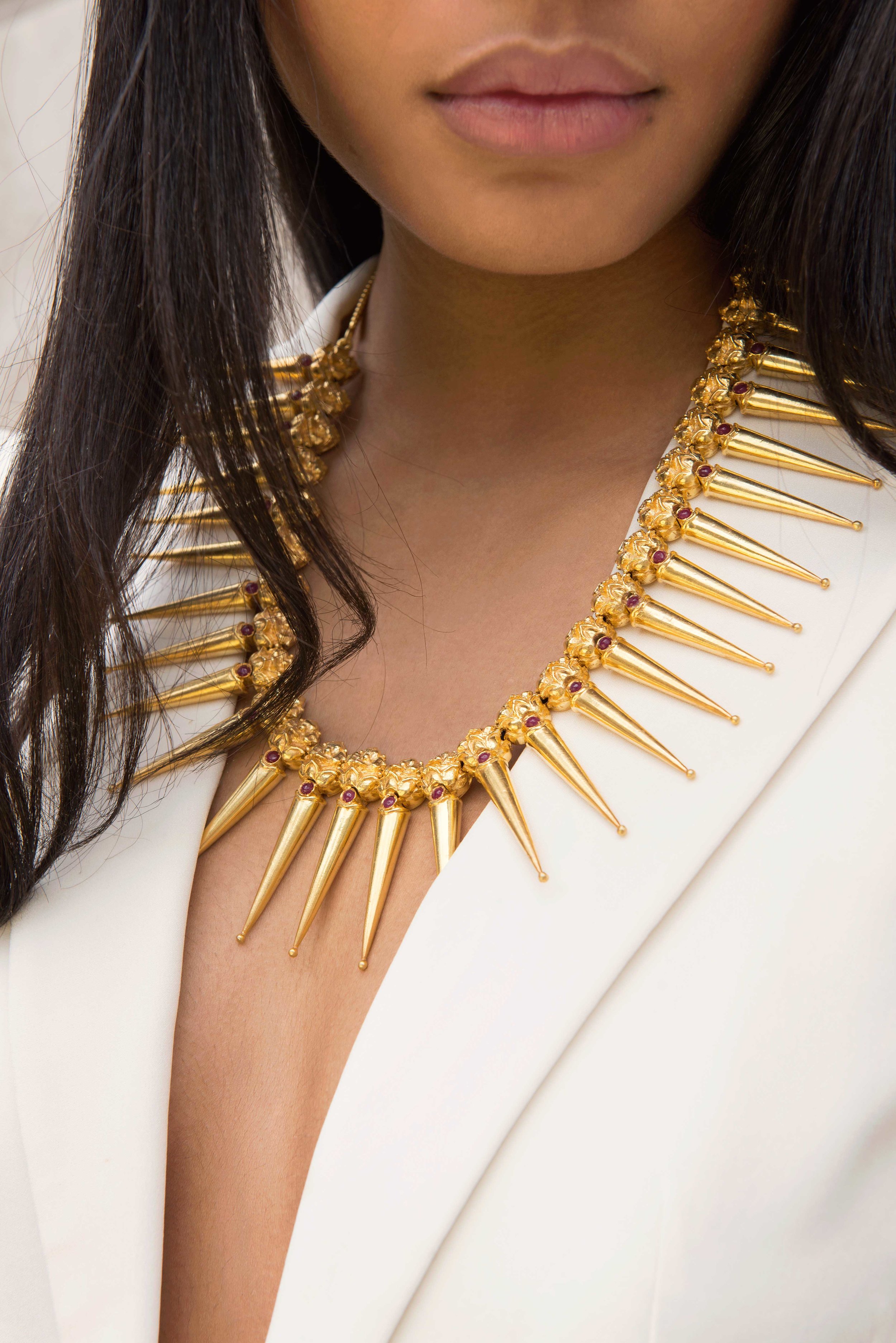les_muses_bm_jewellery_prerna_avni_gold_ruby_sophie_2-min.jpg