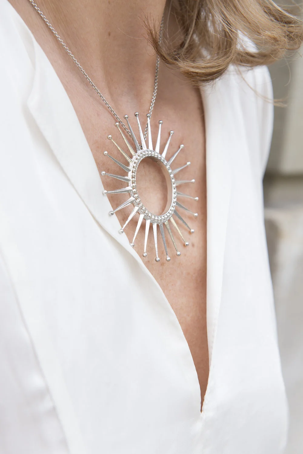 les_muses_bm_jewellery_prerna_swati_pendant_silver_caroline (1).jpg