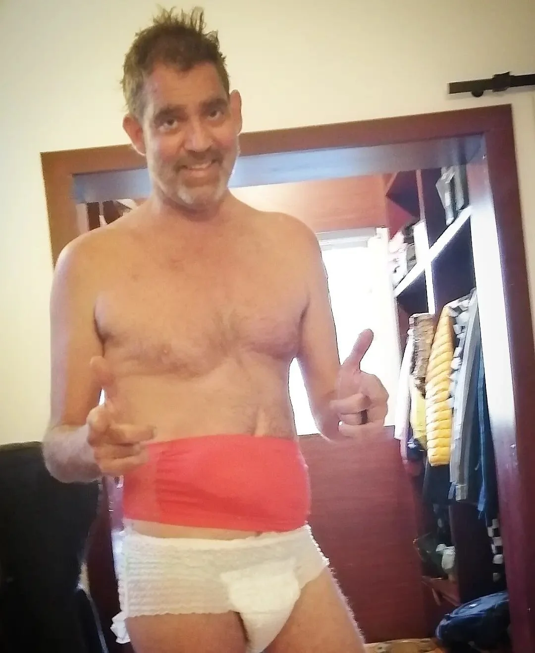 I think you would know by now that I am not shy about sharing pictures of new and wonderful things that I get to experience during this escapade.
Check out my nappy!
Finlay said "Dad how did you fit into Frankie's nappy?"
Actually surpris