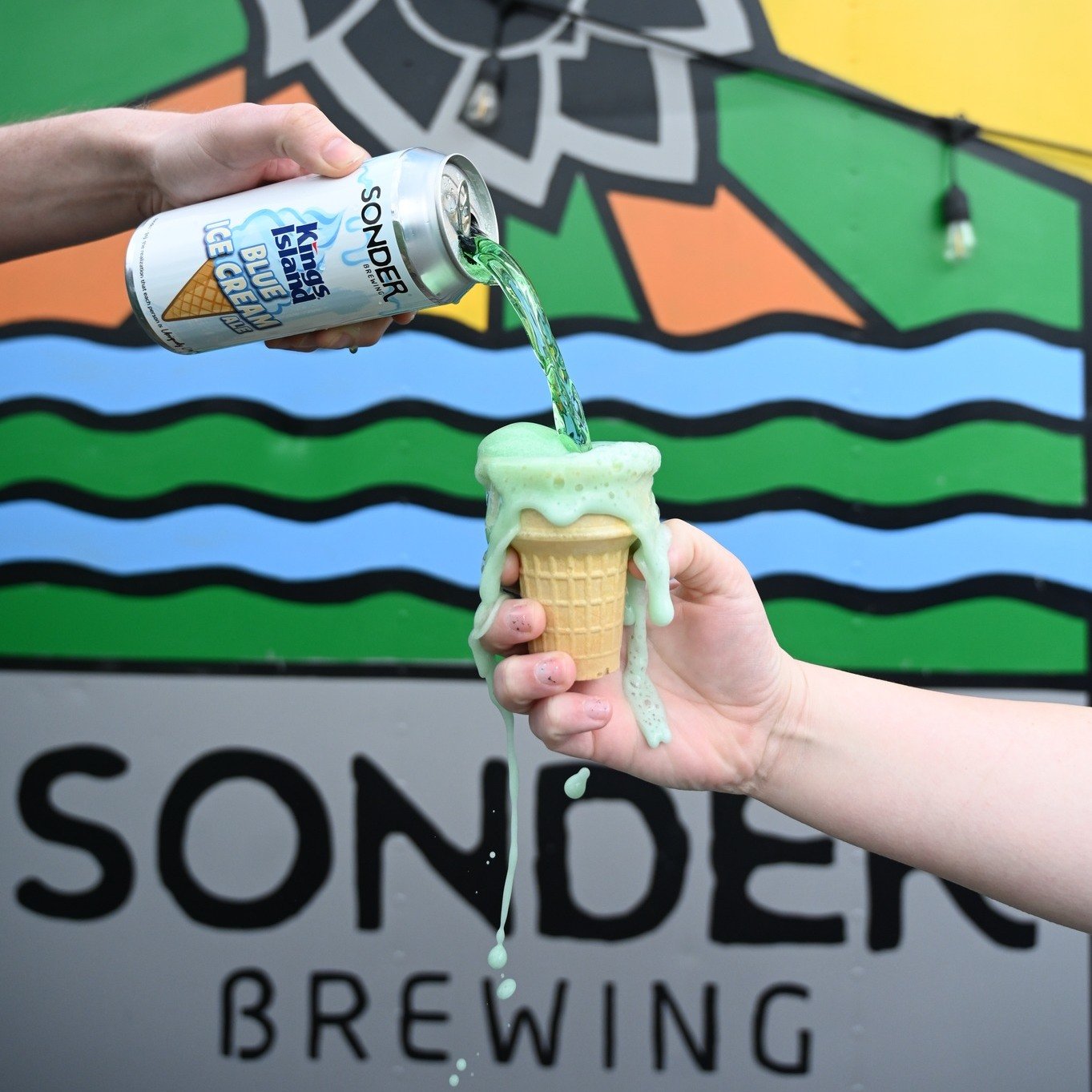 Kings Island Blue Ice Cream is available in 4-packs* and on draft at our Mason Taproom &amp; Beer Garden while supplies last! We promise to serve drafts in a glass, not a cone 💙🍻

*Limit two 4-packs per person

#SonderBrewing #UniquelyCrafted #King