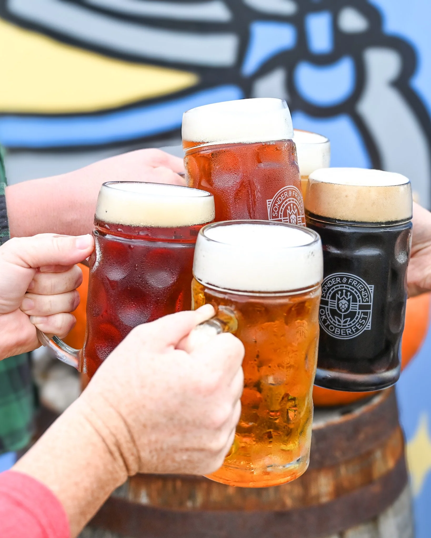 Happy Thanksgiving from all of us at Sonder! 🦃✨
Both taprooms are closed today so our team can spend time with loved ones. We&rsquo;re especially grateful for this incredible community and the people who make Sonder what it is. Cheers to good beer, 