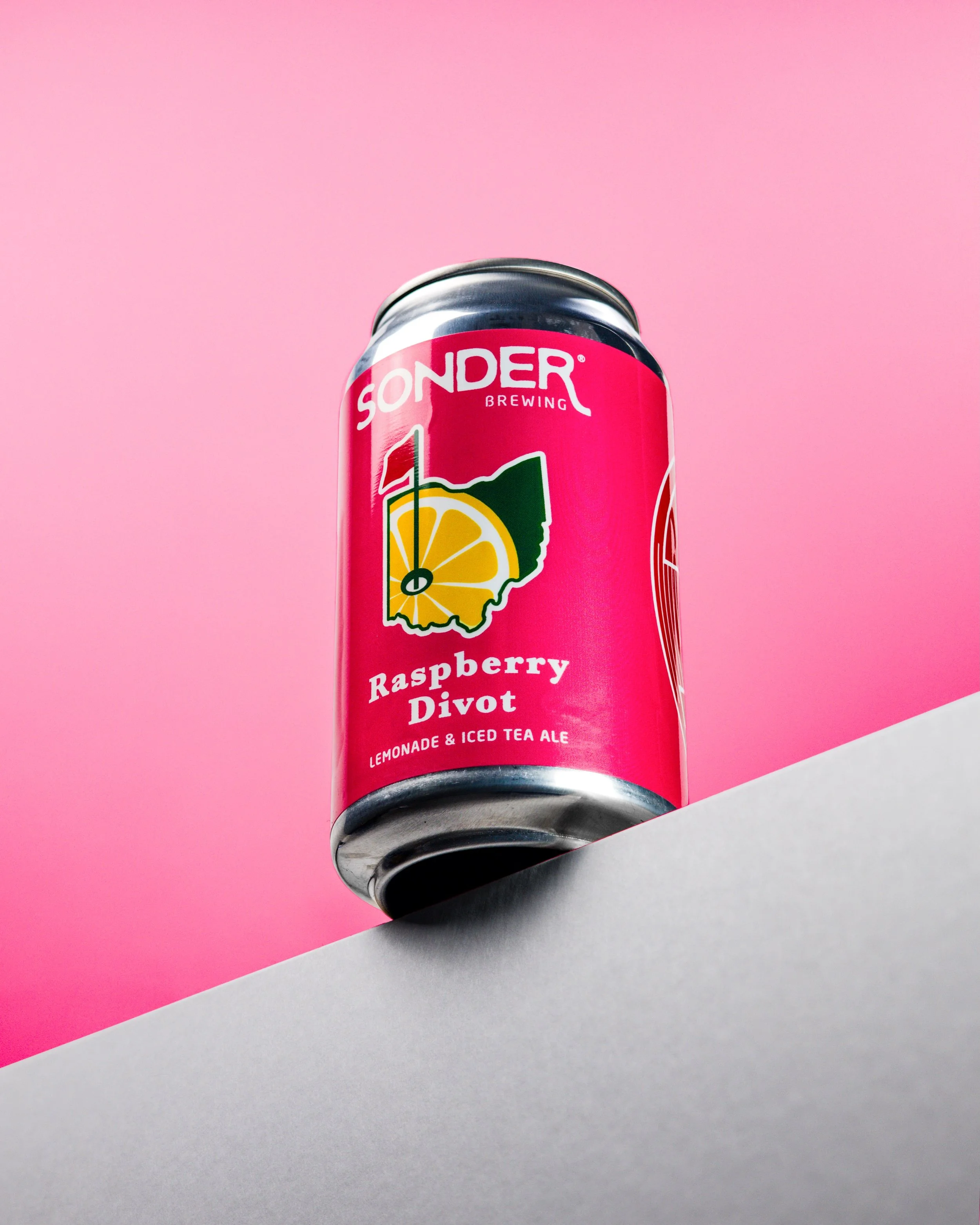 Raspberry Divot: Lemonade &amp; Iced Tea Ale w/ Raspberry &bull; 4.6% ABV

#sonder #sonderbrewing #beer #creative #golf