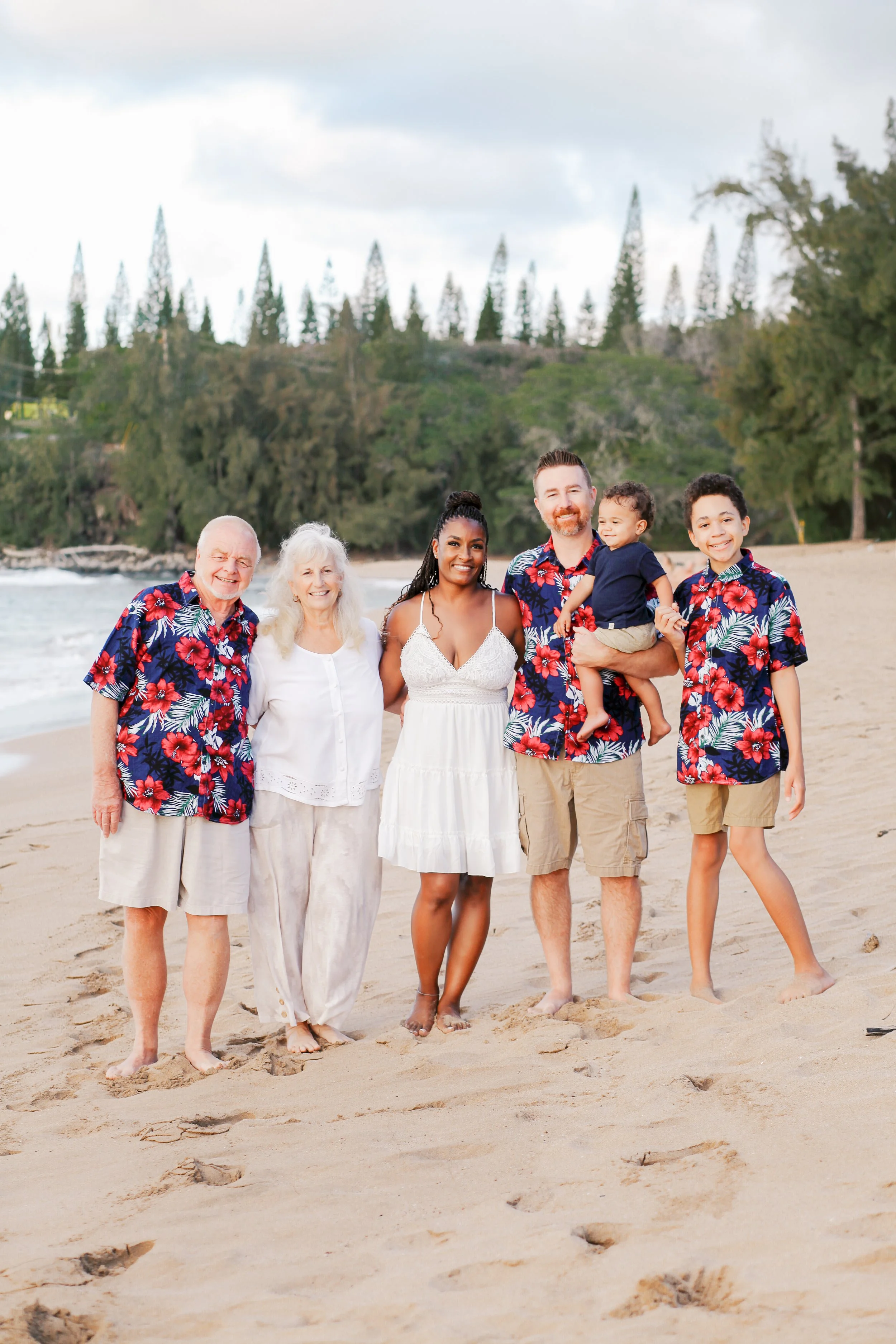 A Sunset Family Photoshoot in Kapalua 
