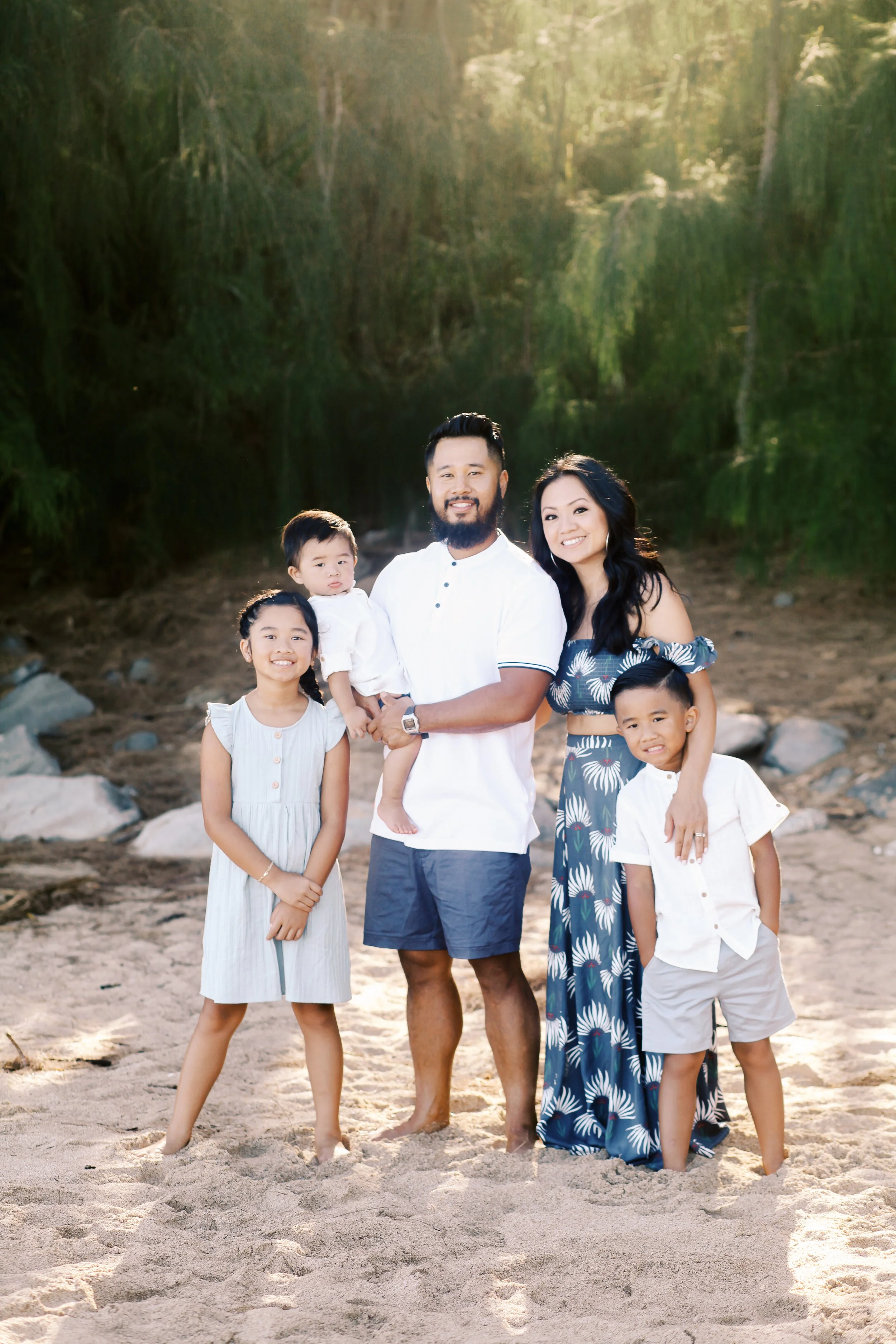 A Sunrise Family Photoshoot in Kapalua 