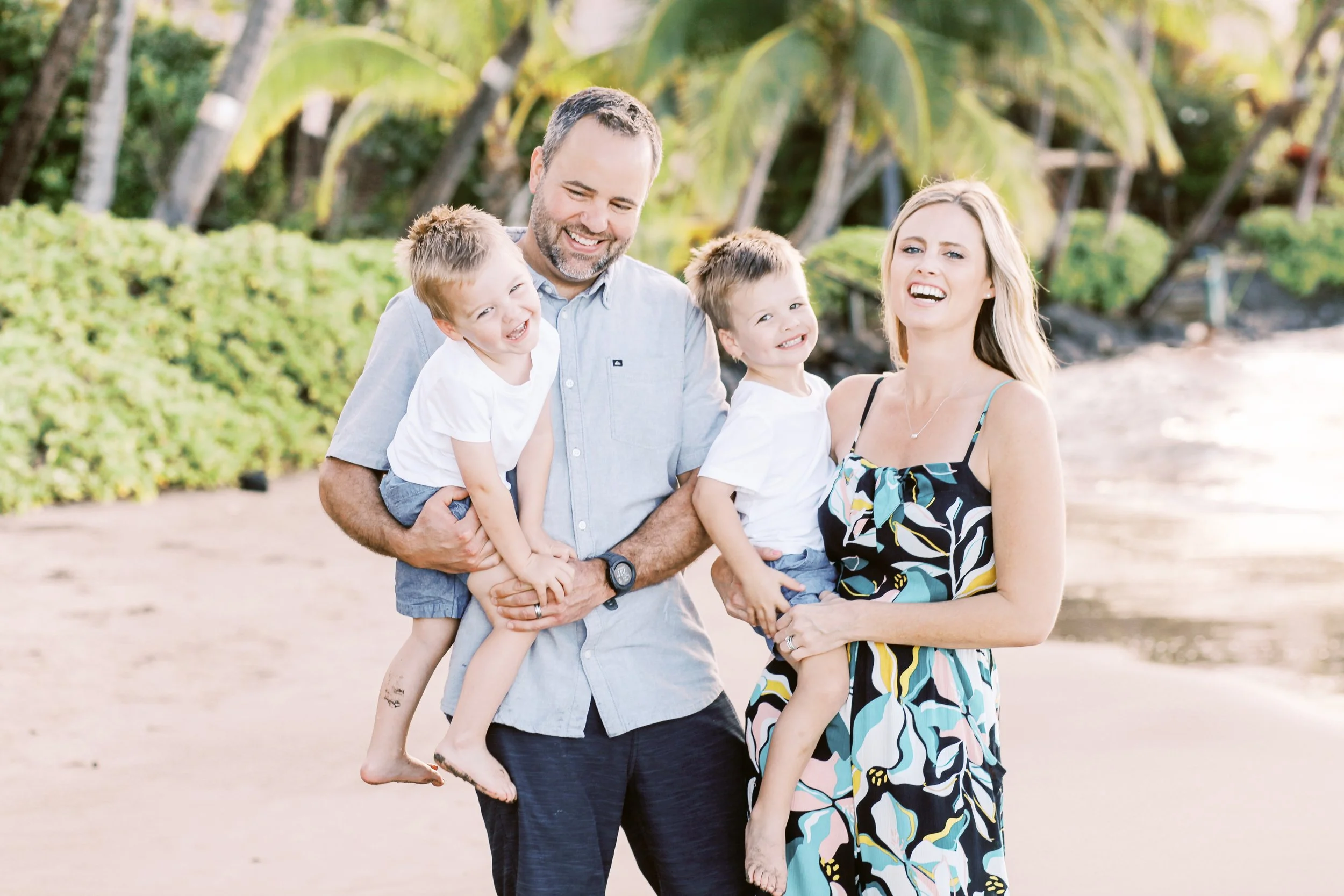 A Family Session in Lahaina, Maui 