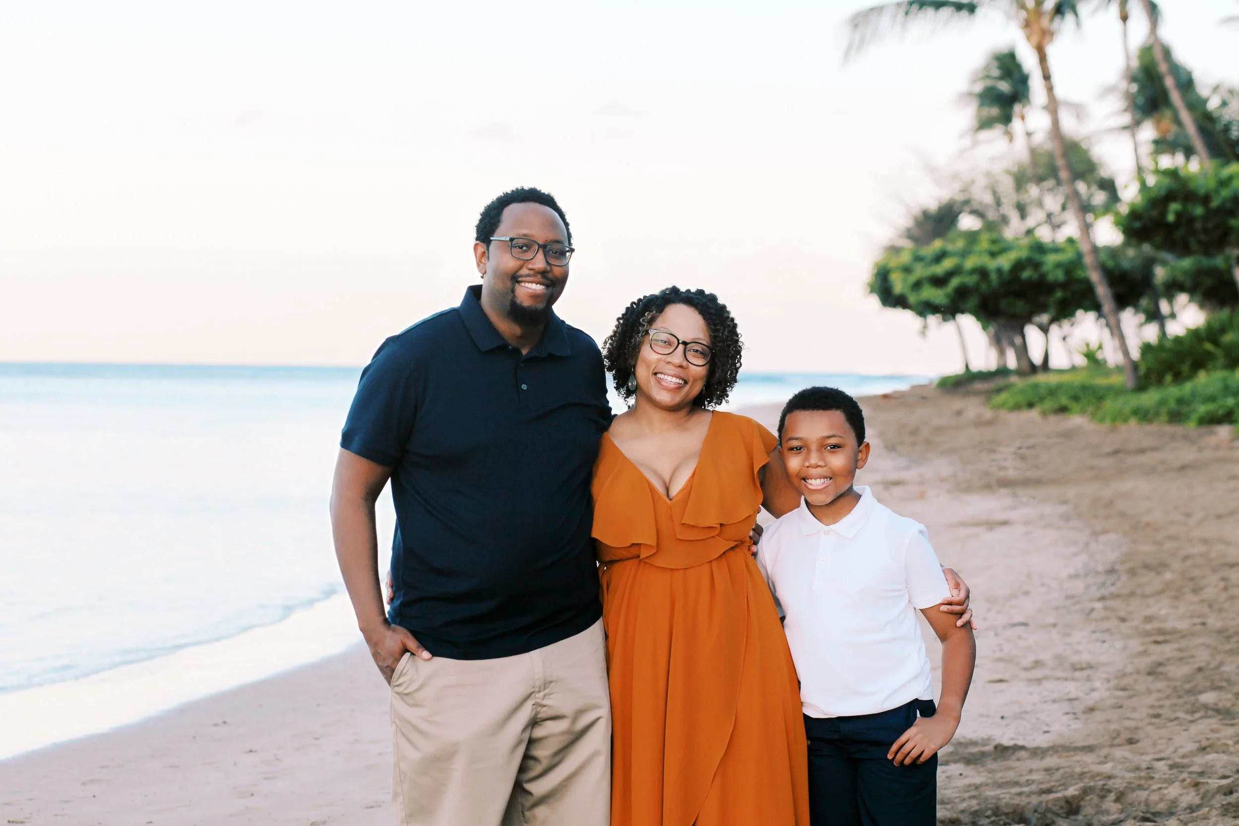 A Glowing Morning Photoshoot in Lahaina, Maui 
