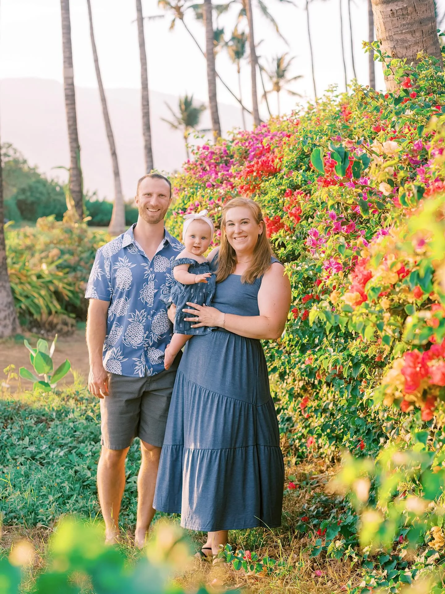 Tropical flowers, magical light, and the sweetest family &mdash; with the most adorable little one 🌺 Forever swooning ✨
.
.
.
.
.
.
.
.
Maui Family Photographer 
Maui Hawaii Film Photographer 
Hawaii Film Photographer 
Maui Photographer 
Hawaii Fami