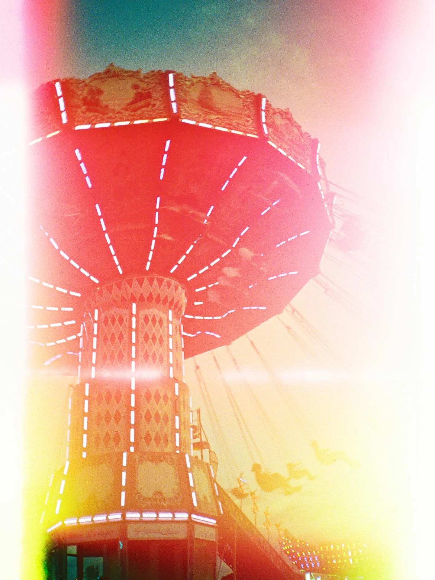 🎡🎠🎟️🍭 
~~~~~~~~~~
.
.
.
.
.

.
.
.
.
.

.
.
.
.
.
.
.
.
.
Travel Film Photographer 
Film Photography 
.
.
.
.
.
.
.
.

.
.
⠀⠀⠀⠀⠀⠀⠀⠀⠀
#landscapephotography #portra400 #traveloften #kodakfilm #filmcamera #hawaiiphotographer #shootfilmstaybroke #haw