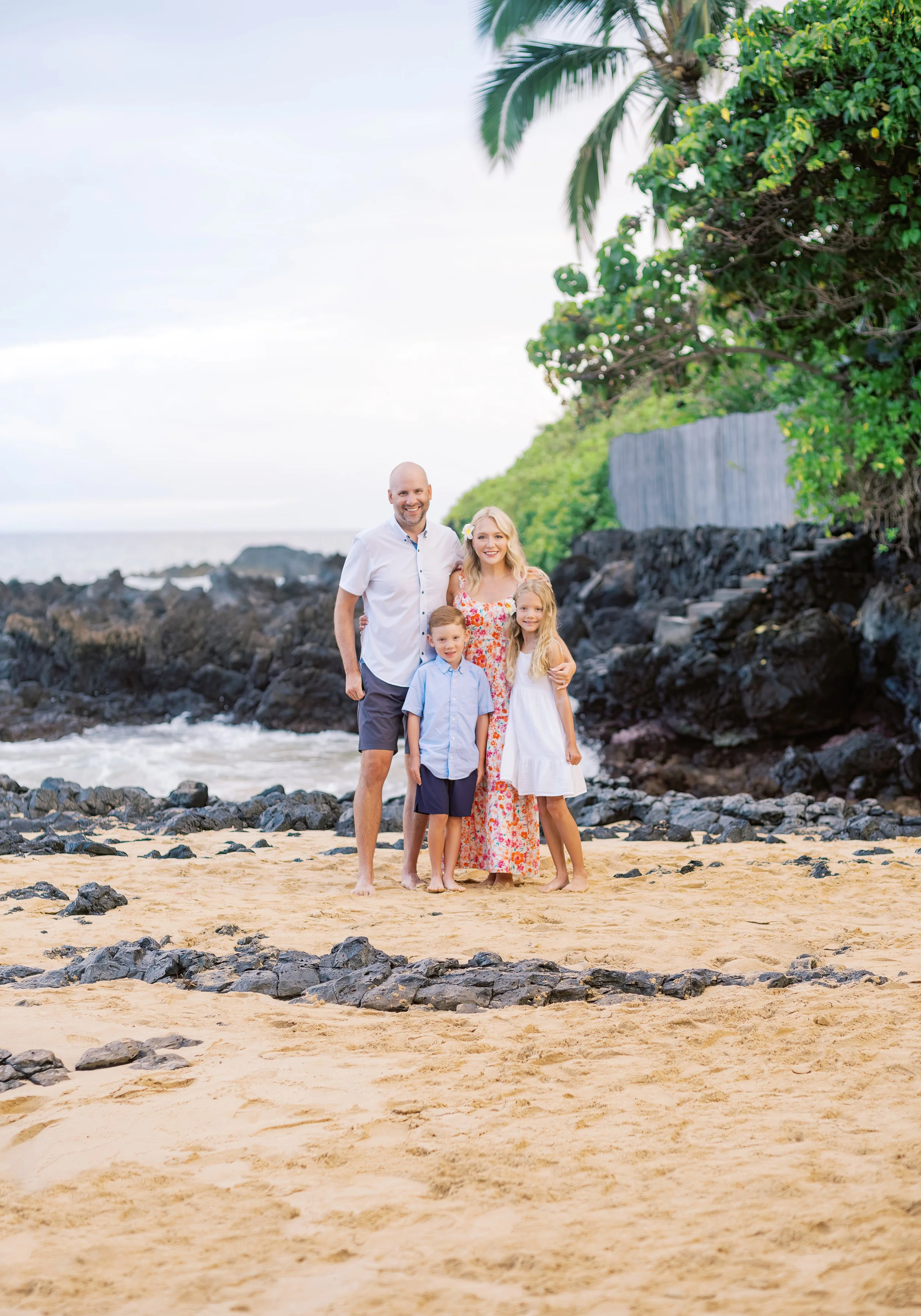 A morning family photoshoot at Makena Cove on Maui Hawaii.
