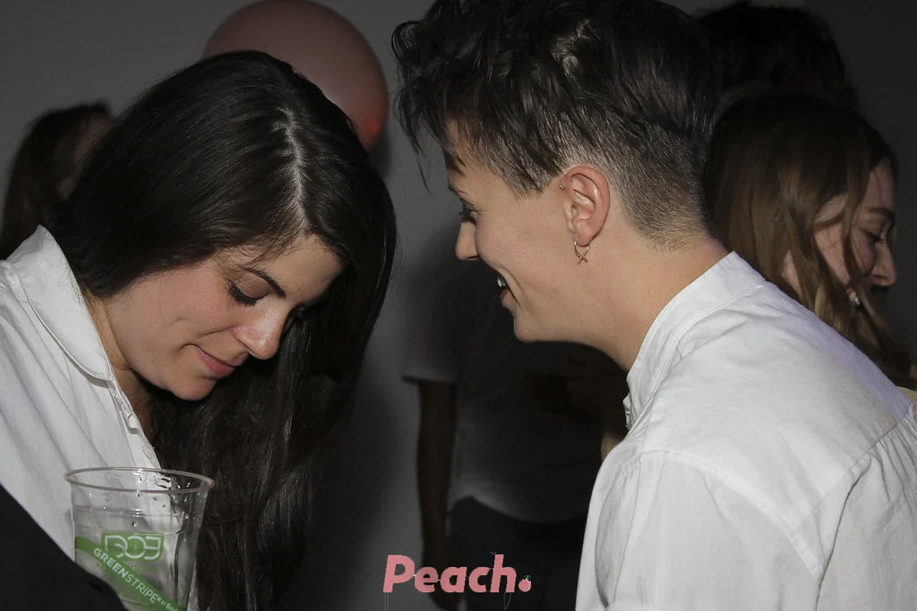 peach.air-115.jpg