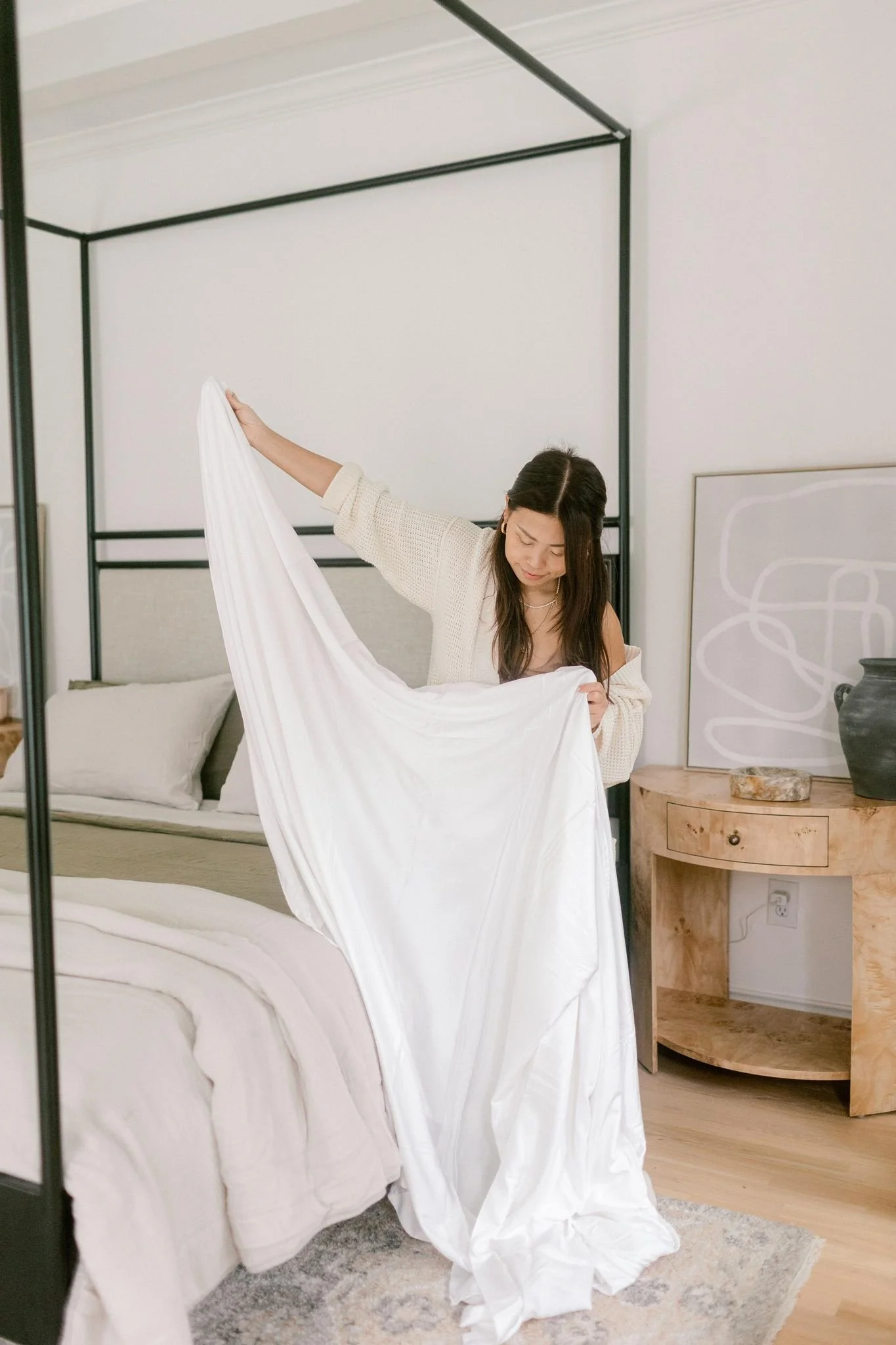 Bamboo vs. Linen Sheets — JOYFULLY GREEN
