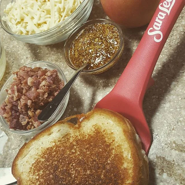 We will be cooking up some of our famous grilled cheese today on @fox61 at 9:50. Tune in to find out some of our tricks and tips for making the best grilled cheese around! 
#saralee #WheyStation #nationalgrilledcheeseday #everydayisgrilledcheeseday #