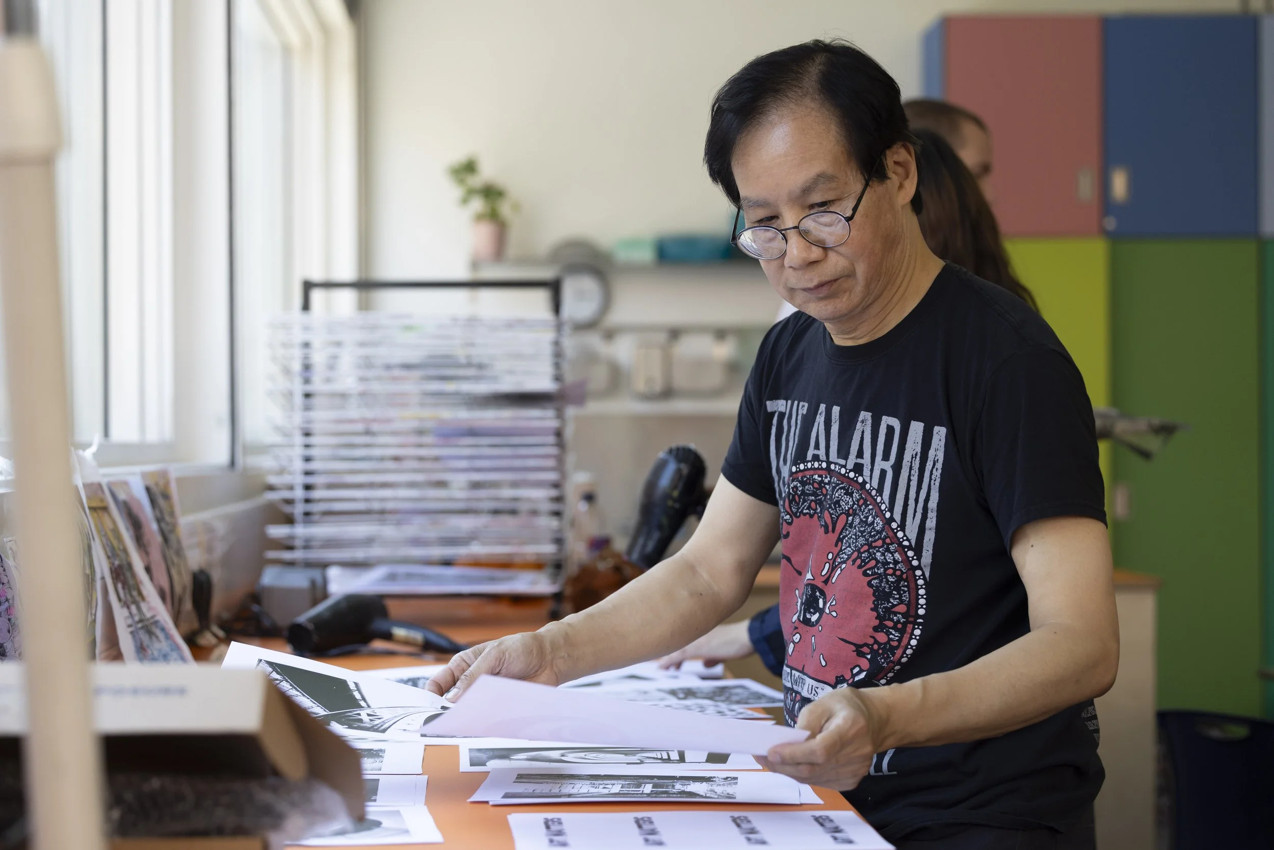 A member of Manchester Artist Teachers Collective makes work at Manchester Art Gallery