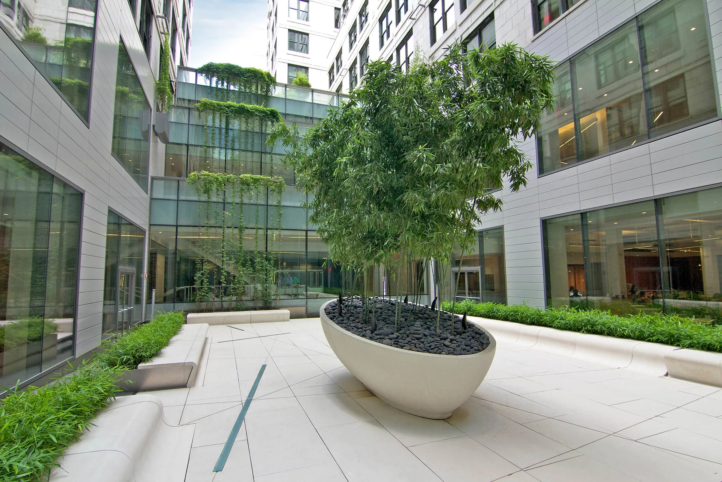 200 5th courtyard-min.jpg