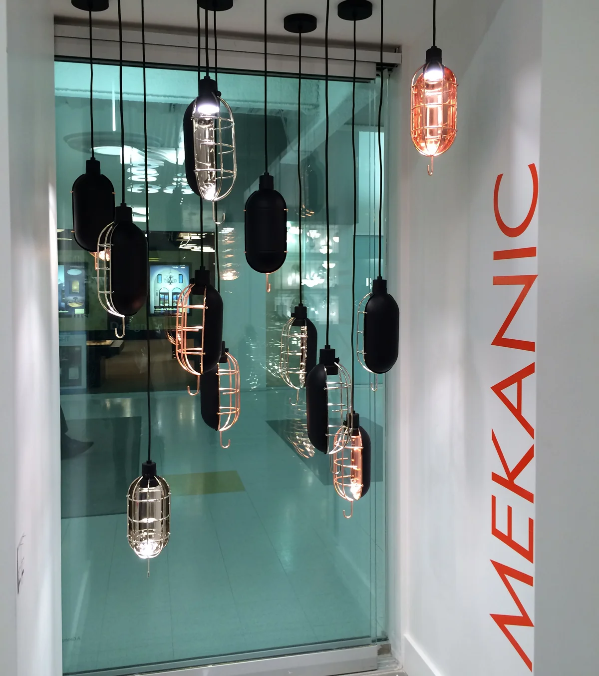 LBL Mekanic, a shop light with LED sophistication