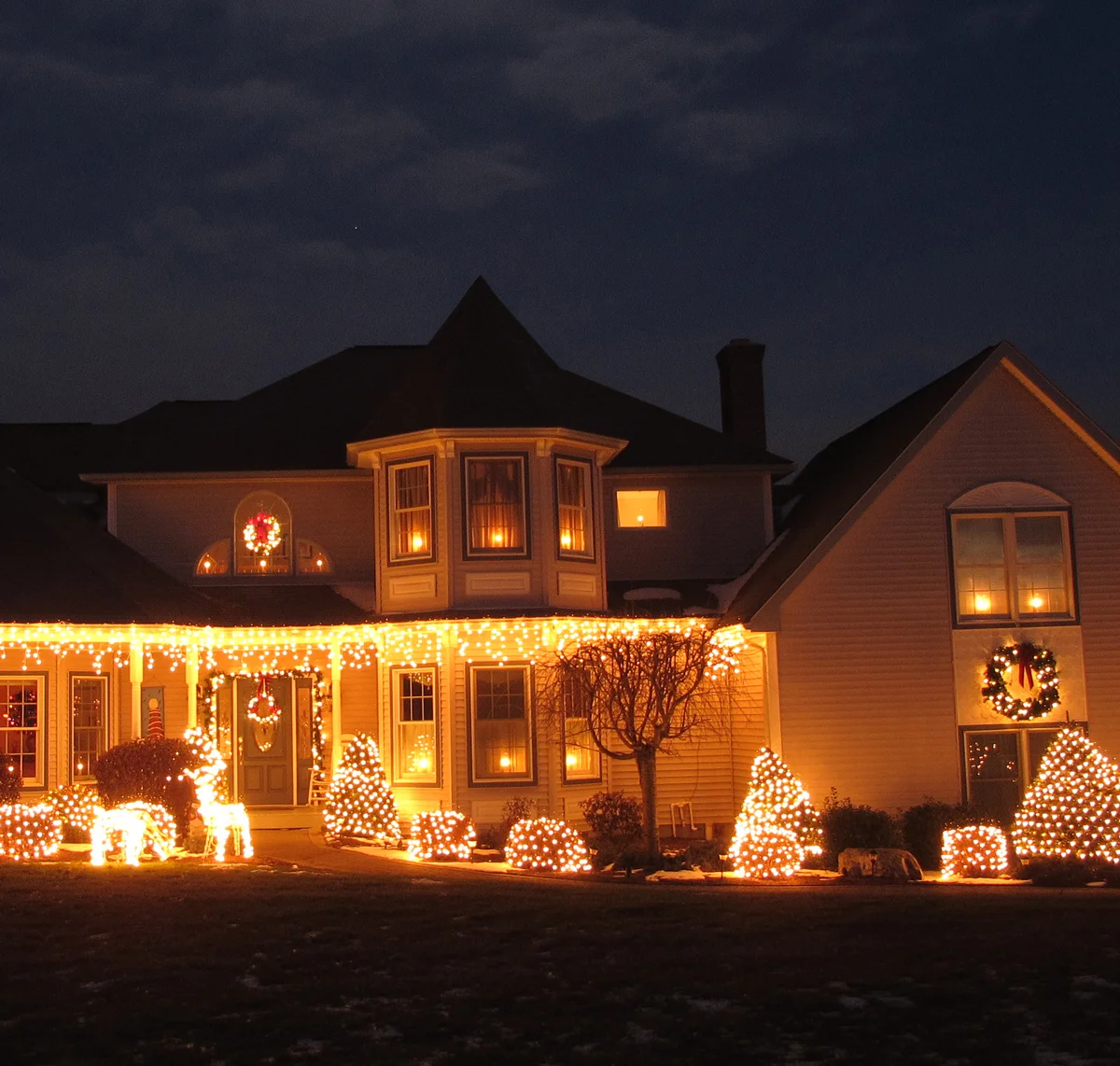 How many Holiday lights can I string together? — Light My Nest