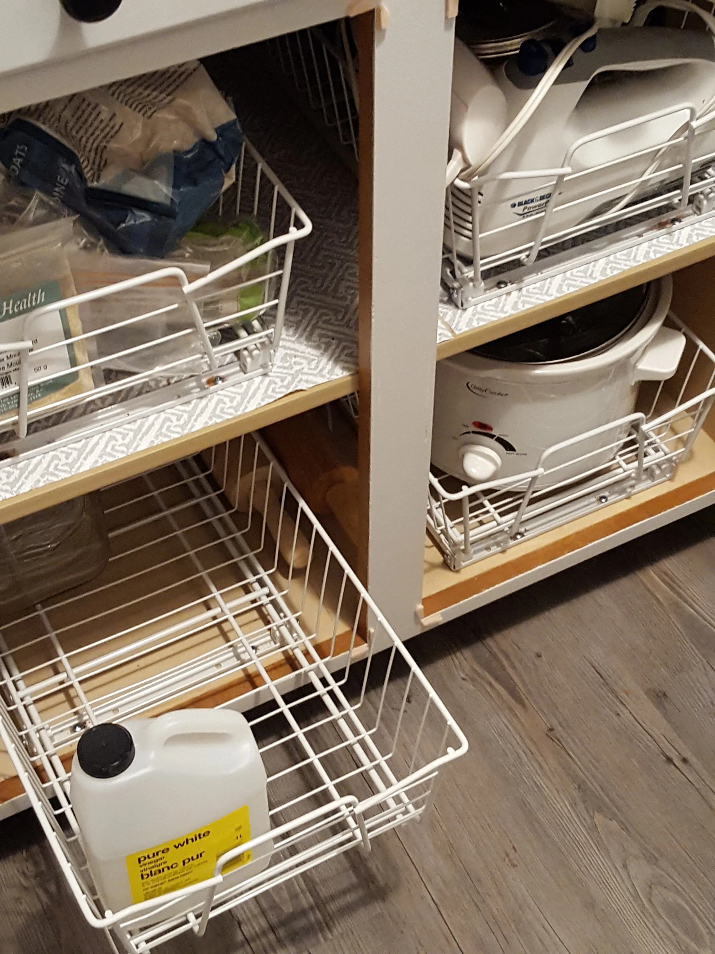 Installation of cabinet organizers