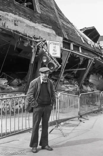 Attendez le feu vert Mtl 1982 _.jpg