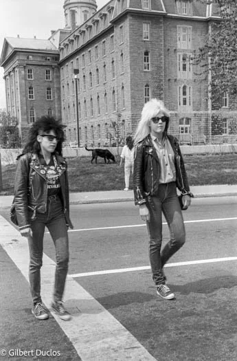 Rue Saint-Denis, Montréal 1994.jpg