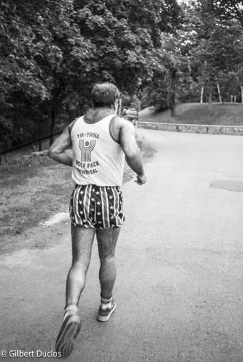 Wolf pack, Mtl 1988.jpg