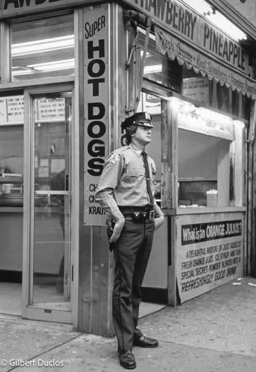 Le policiman, NY 1982.jpg