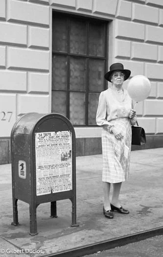 Le ballon, NY 1985.jpg