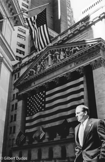 Wall street, NY 2002.jpg