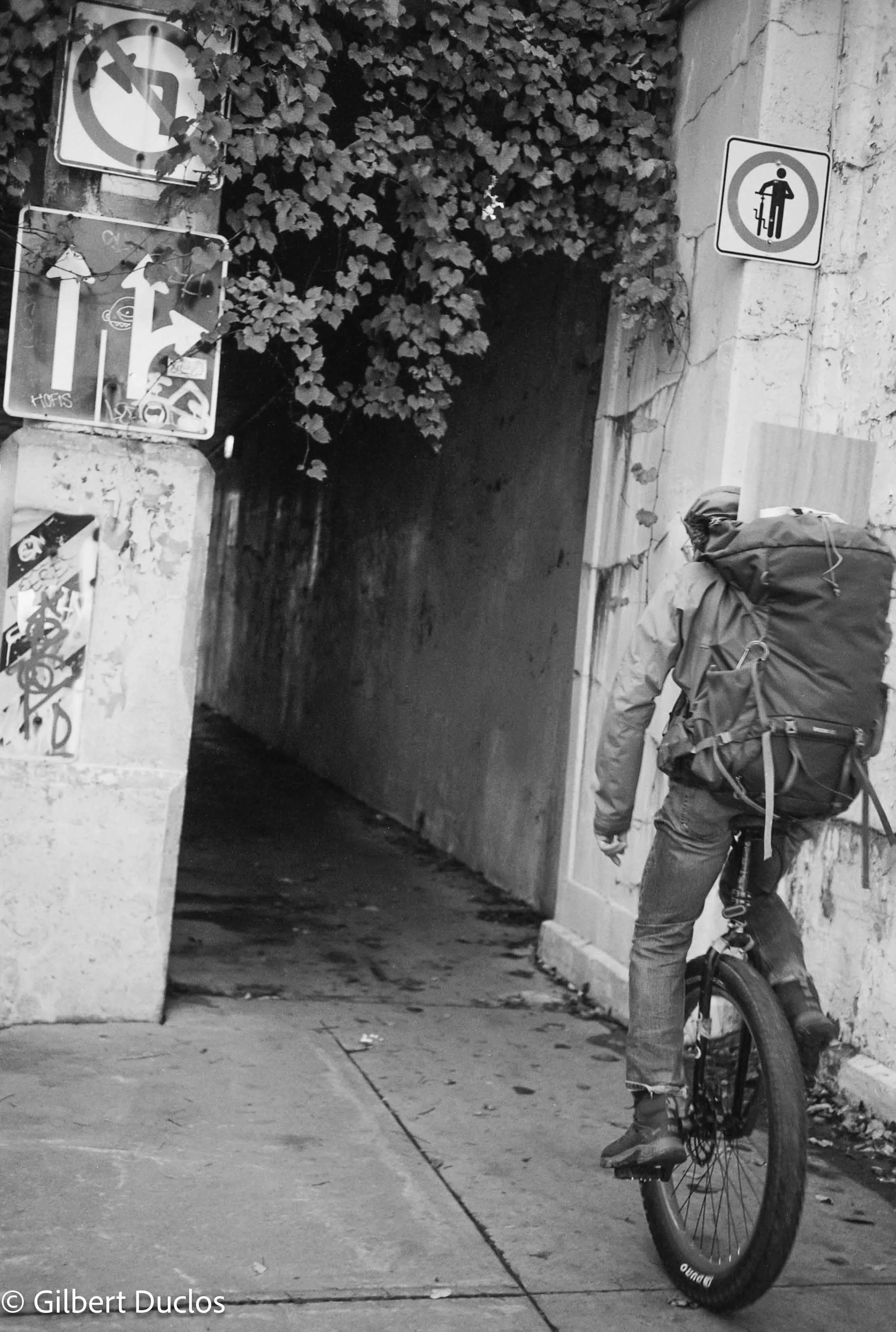 L'unicycle, Mtl 2023.jpg
