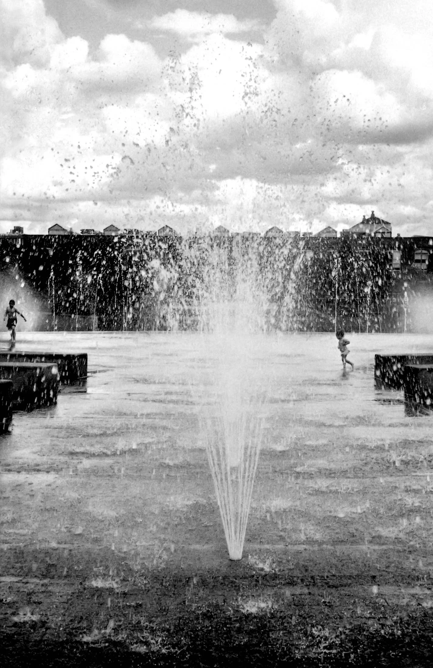 Jeux d'eau, Mtl 2024 jpg.jpg