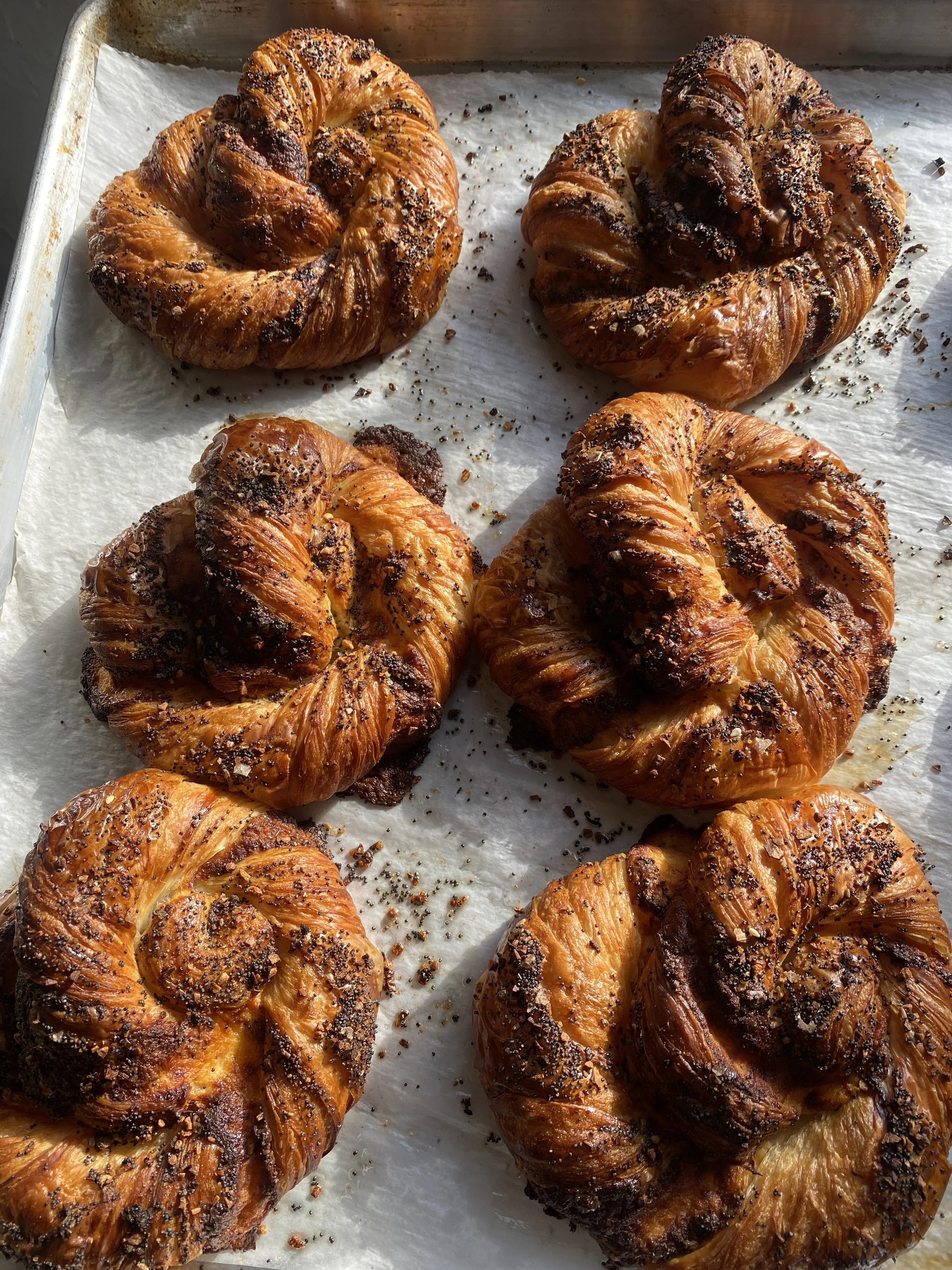 Everything Cheese Knots