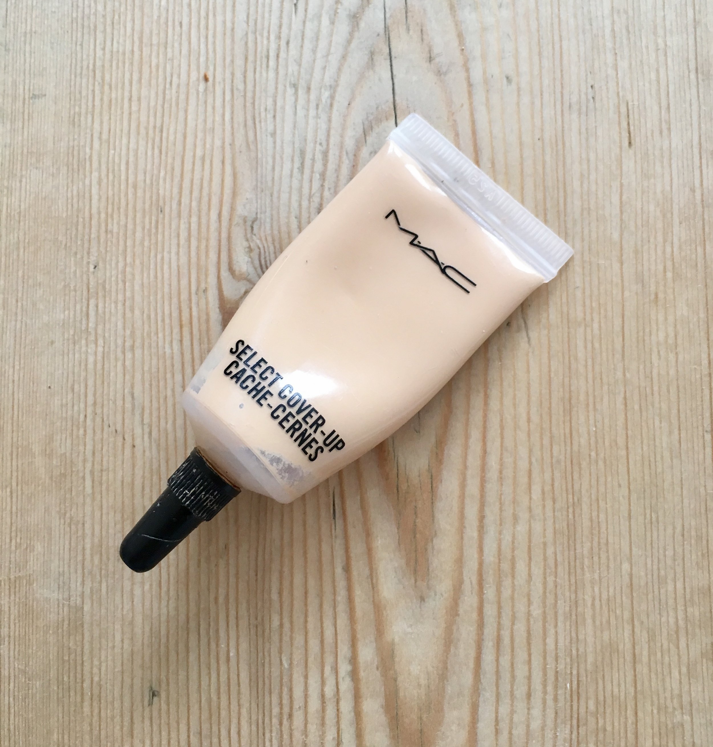 MAC Select Cover Up