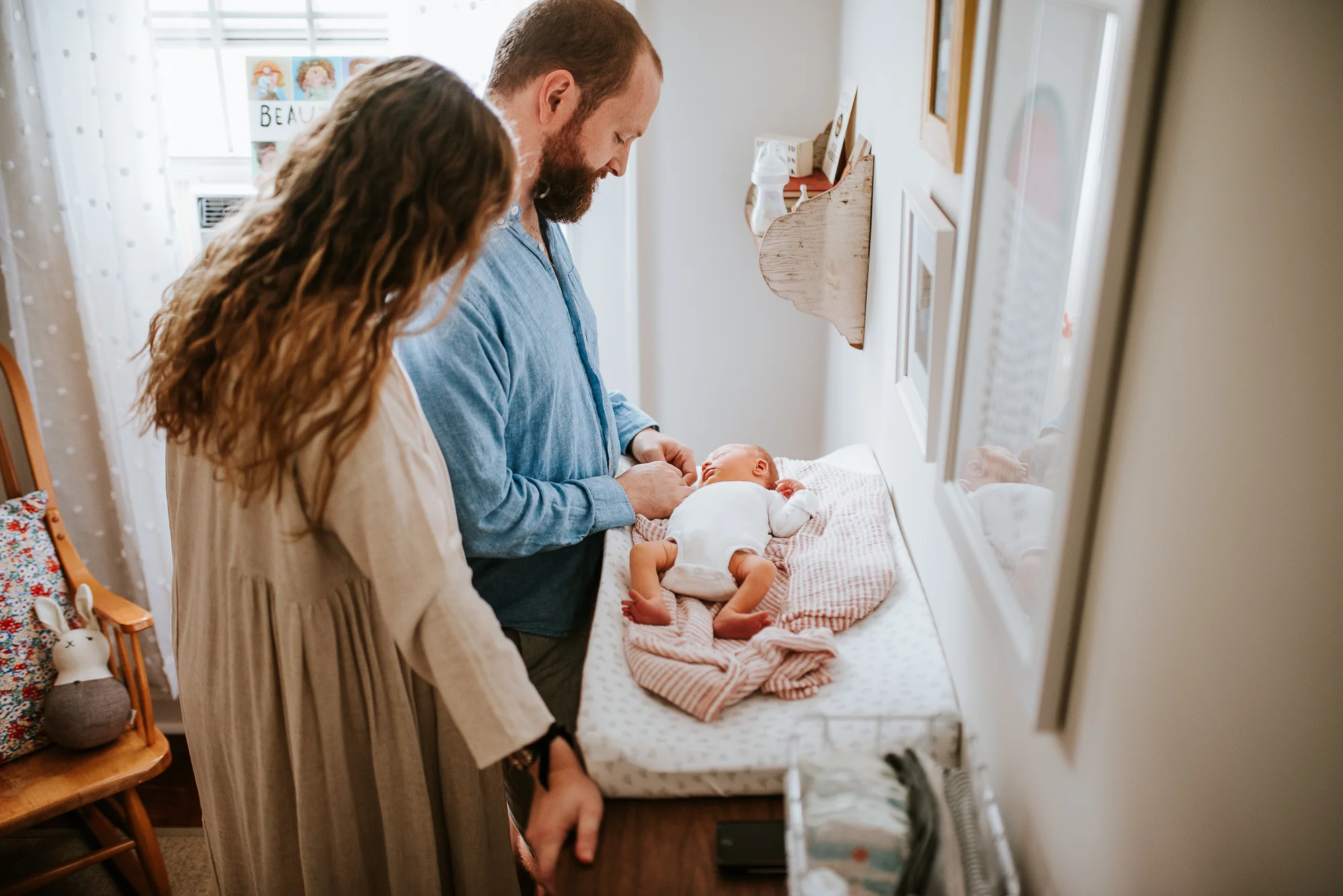 nataliethomasphotography.com-in-home-newborn-session-1479.jpg