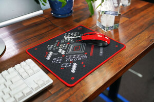 GN Red & Black 'HUD' Mouse Mat (36 x 12) | Desk Mouse Pad Gaming HUD —  GamersNexus Official Store