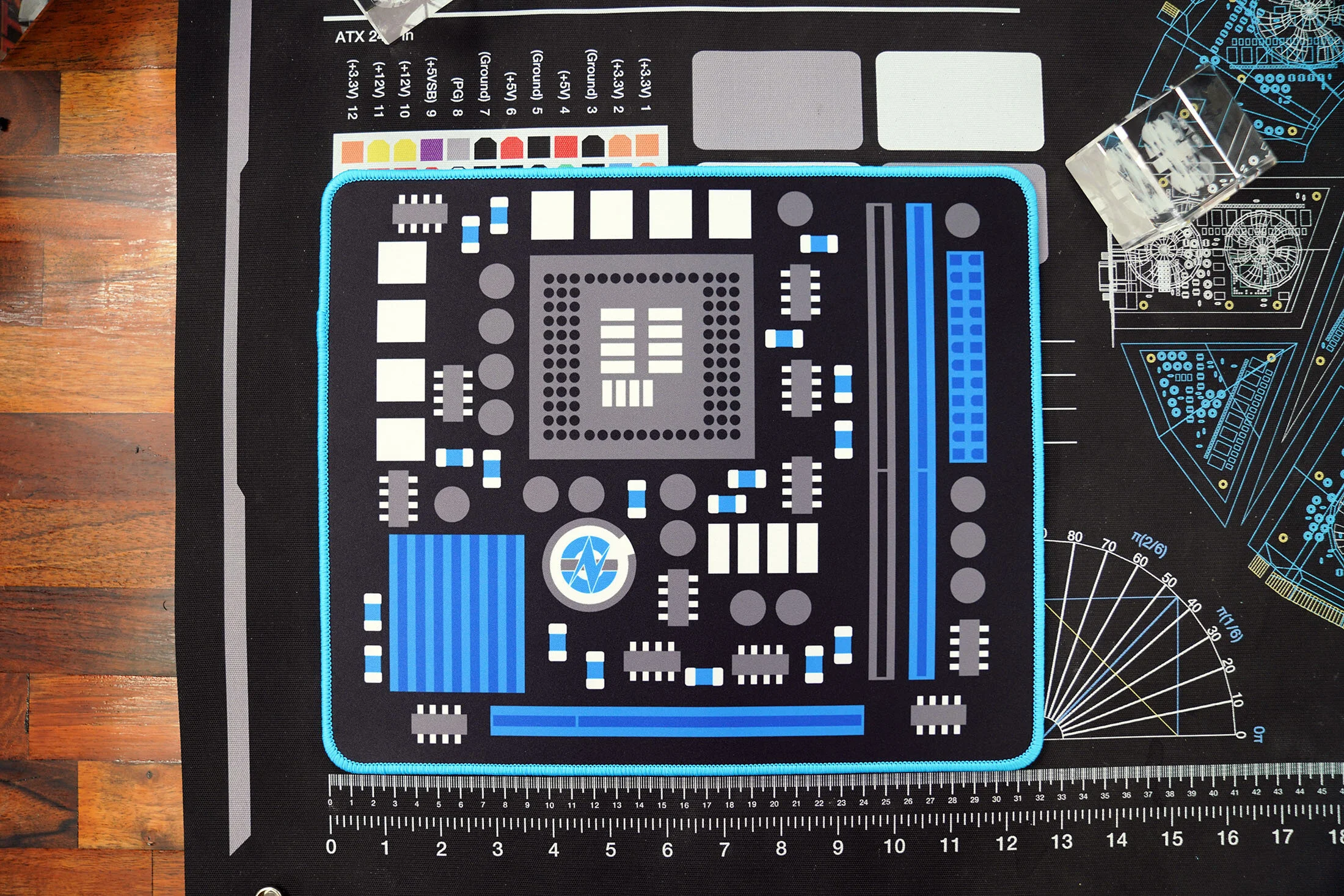 component-mousepad_topdown-measure.jpg