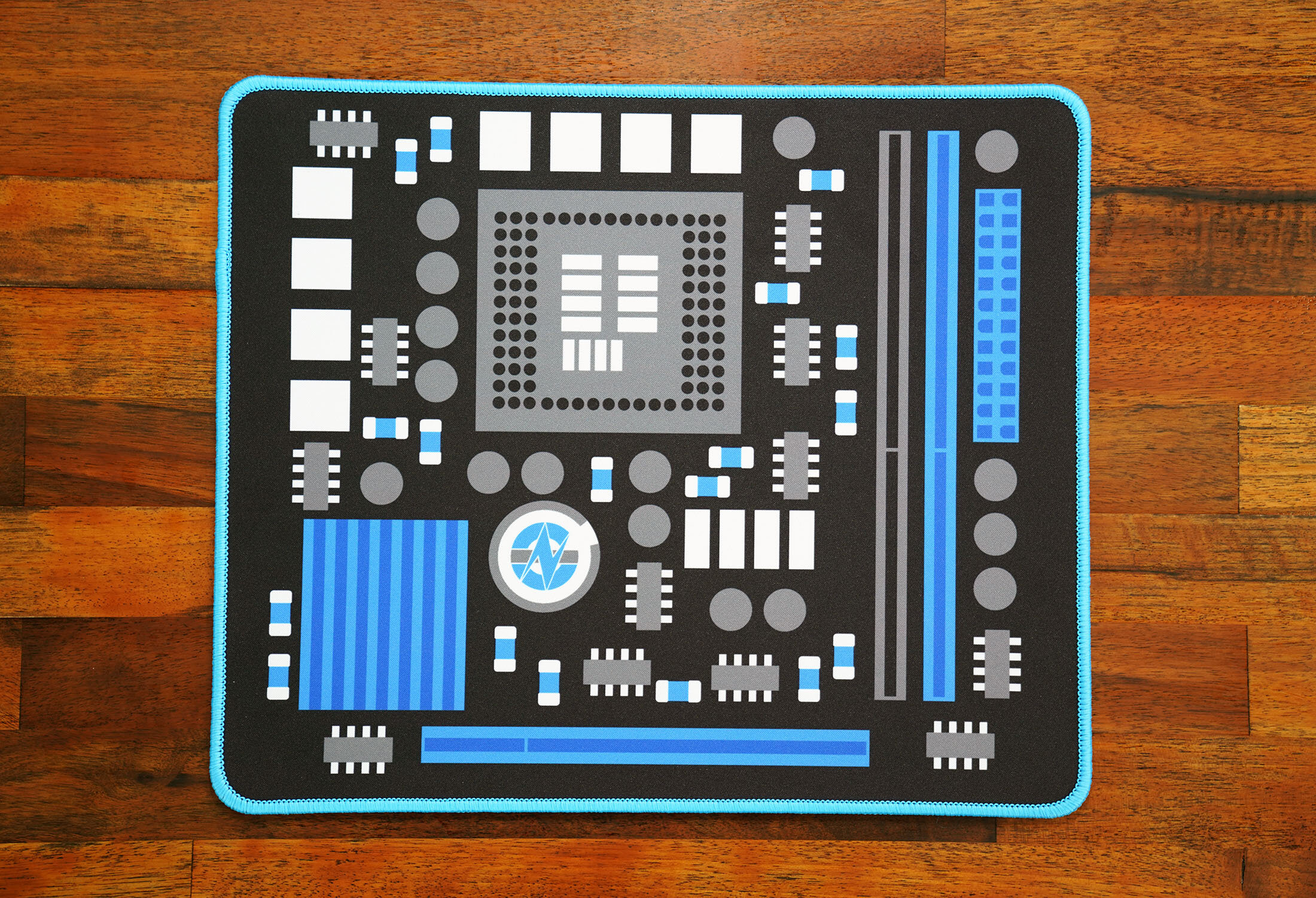 scherp Raap Hertellen GN 'Component' Blue/Black Microfiber Cloth Mousepad 12.5" x 10.5"  (317x267mm) — GamersNexus Official Store